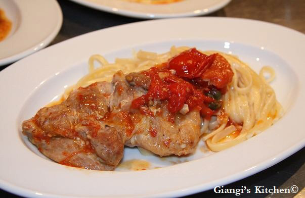 Giangis-Chicken-Piccata-copy-8x6.JPG