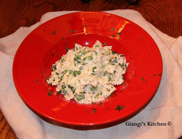 Farfalle-with-ricotta-and-peas-1-copy-8x6.JPG
