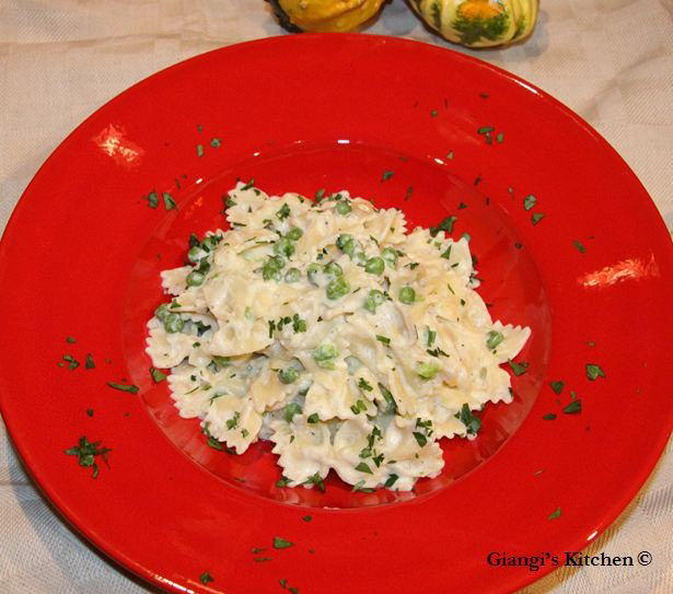 Farfalle-with-ricotta-and-peas-2-copy.-JPG-8x6.JPG
