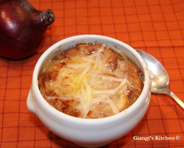 onion-soup-1-copy-8x6.JPG