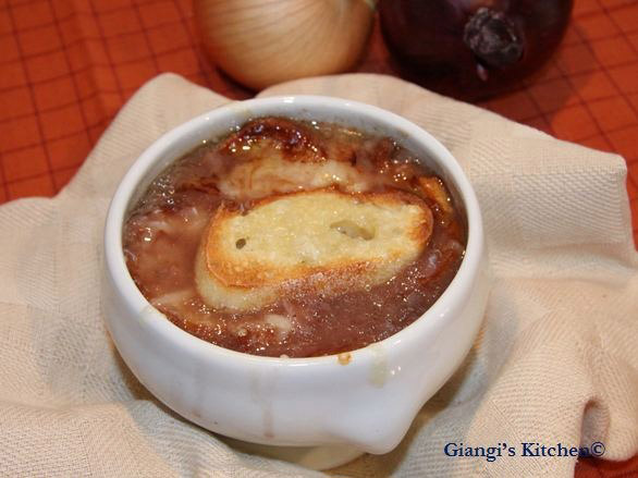 onion-soup-3-copy-8x6.JPG