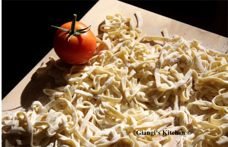 Homemade-Fettuccine-copy-8x6.JPG