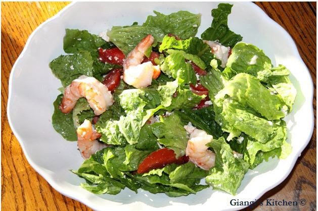 Summer-Salad-with-Prawns-and-Tomatoes-copy-8x6.JPG