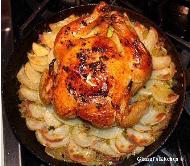 roasted chicken with potatoes and leeks