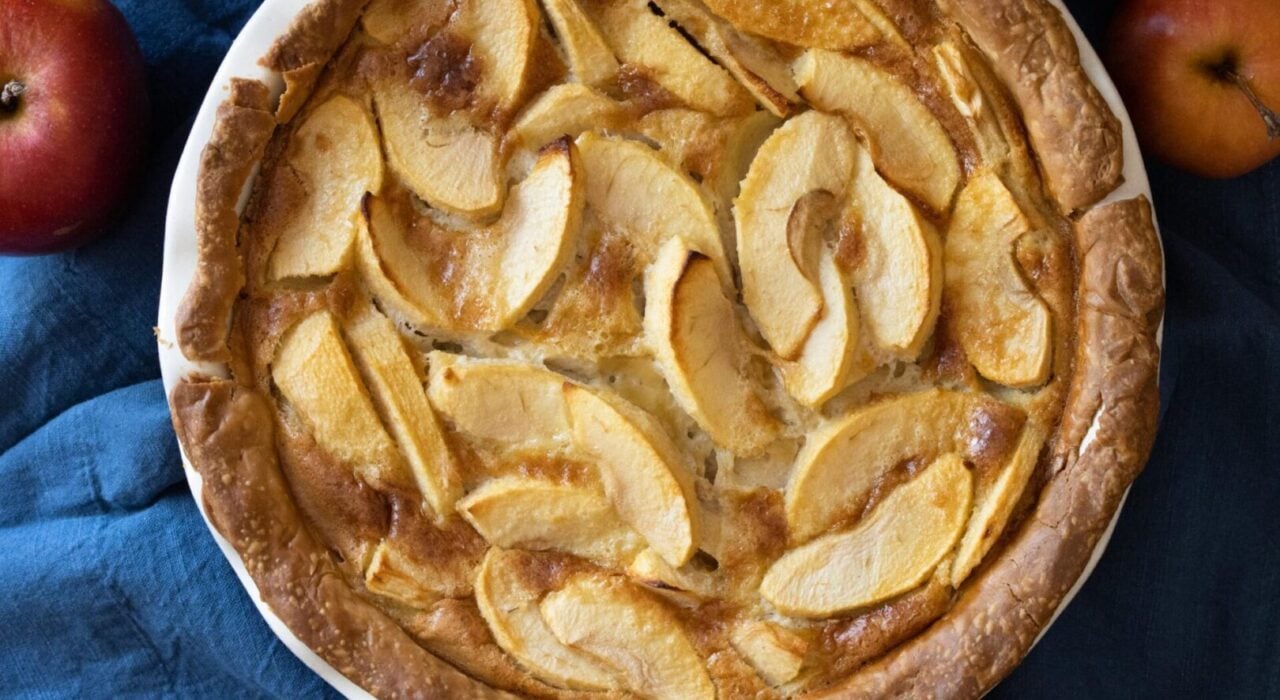 Apple pie - French Apple Tart Normande Apple pie - French Apple Tart Normande in the dish