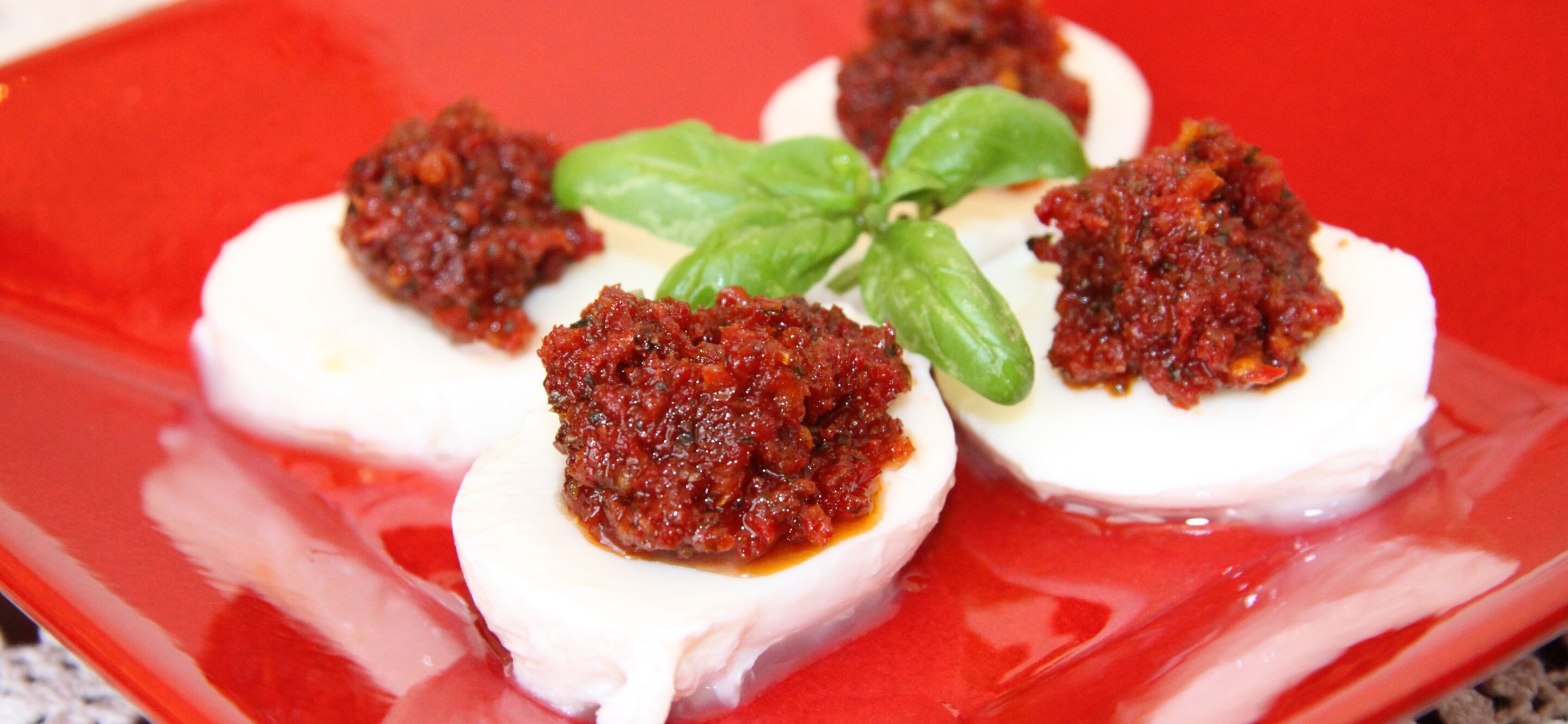 sun dried tomato tapenade