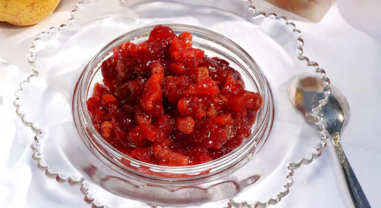 Cranberry Sauce With Apricots, Raisins And Orange