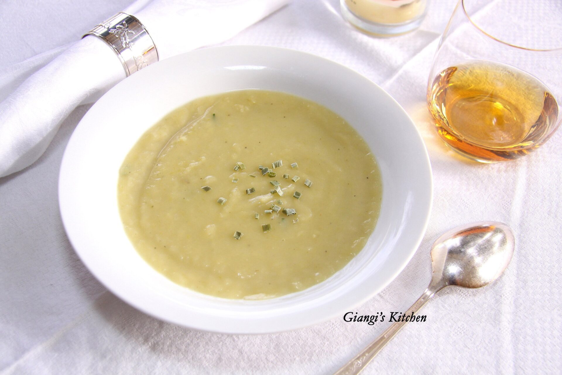 Potage Parmentier in the Pressure Cooker