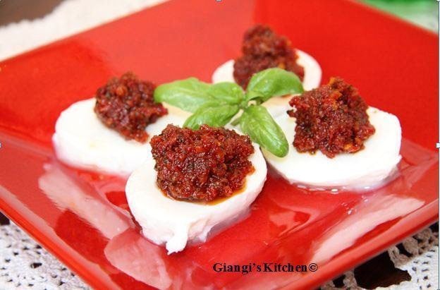 sun dried tomato tapenade – a french classic