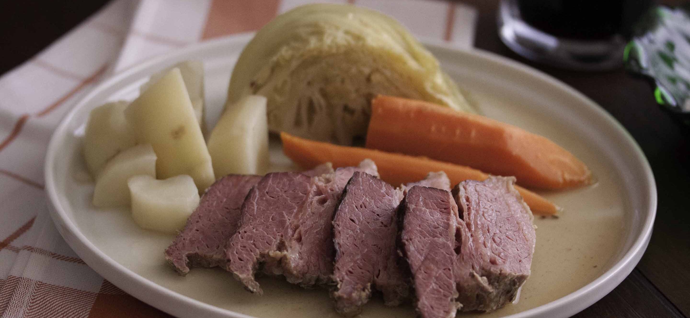 corned beef with horseradish cream
