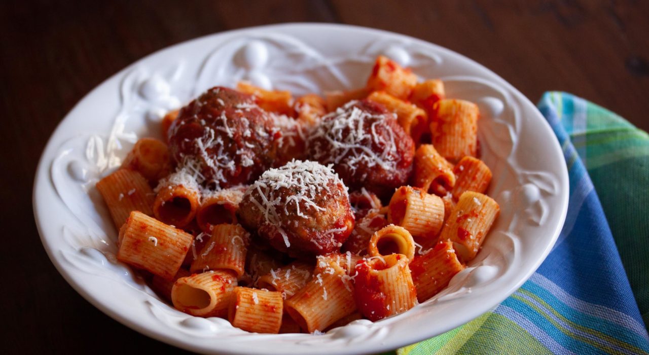 Ricotta Meatballs With Simple Tomato Sauce Ricotta Meatballs With Simple Tomato Sauce