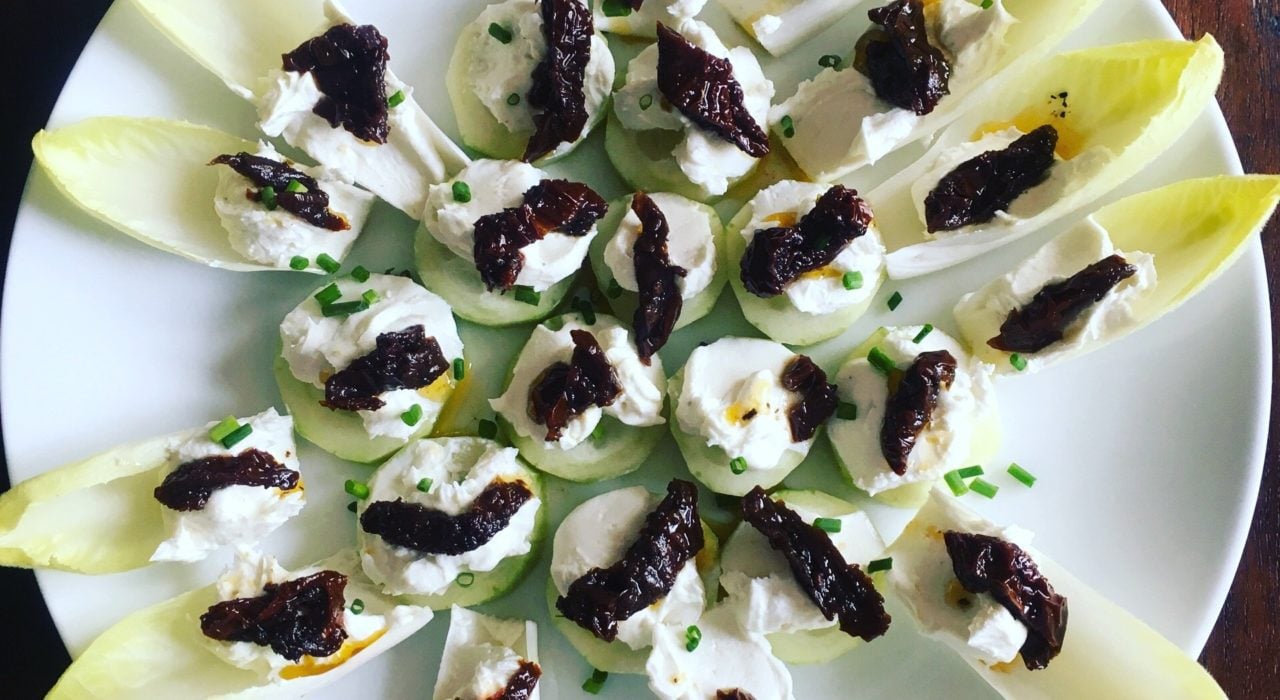 Goat Cheese and Sun Dried Tomatoes Canapes Goat Cheese and Sun Dried Tomatoes Canapes