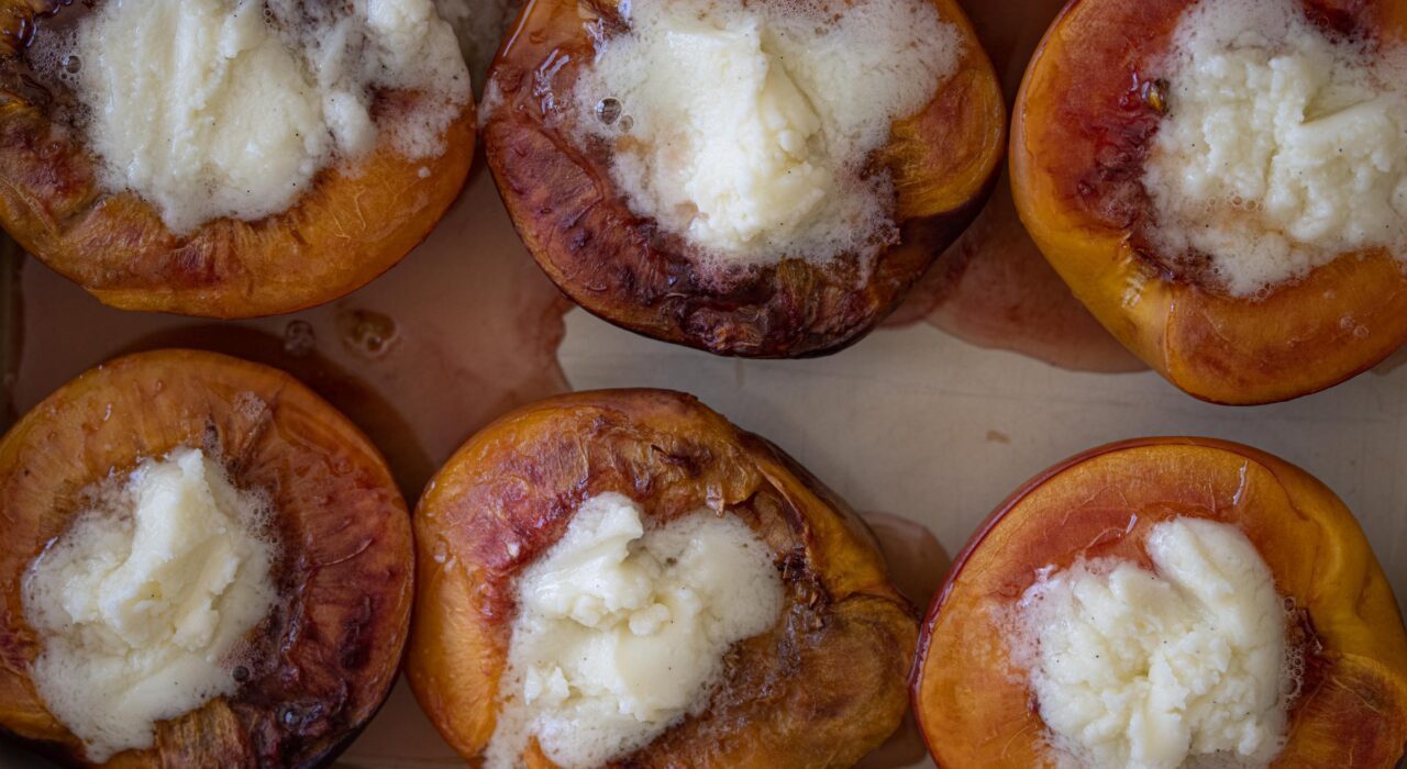 Mascarpone Roasted Peaches
