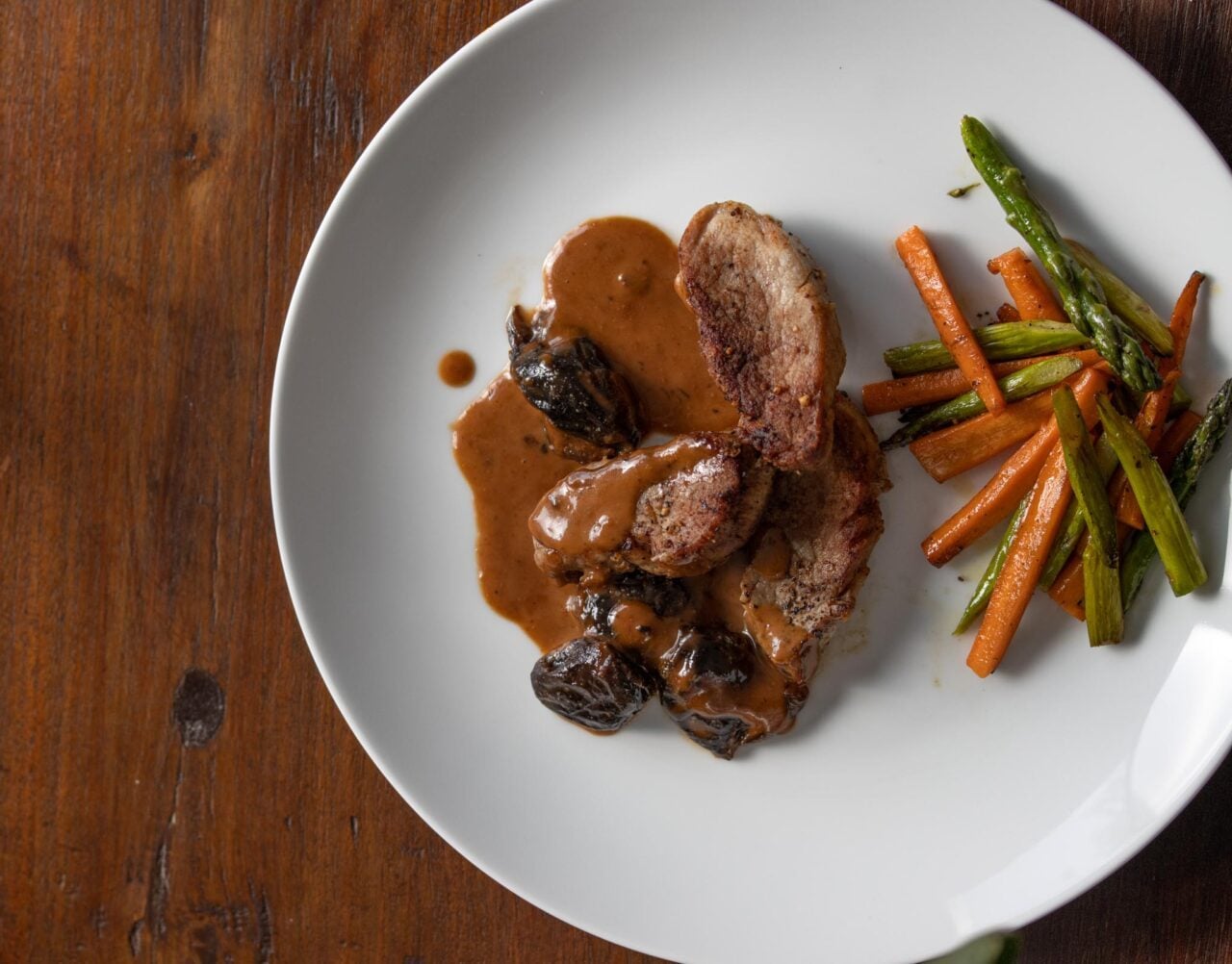 Sauteed Pork Tenderloin With Prunes Sauteed Pork Tenderloin With Prunes