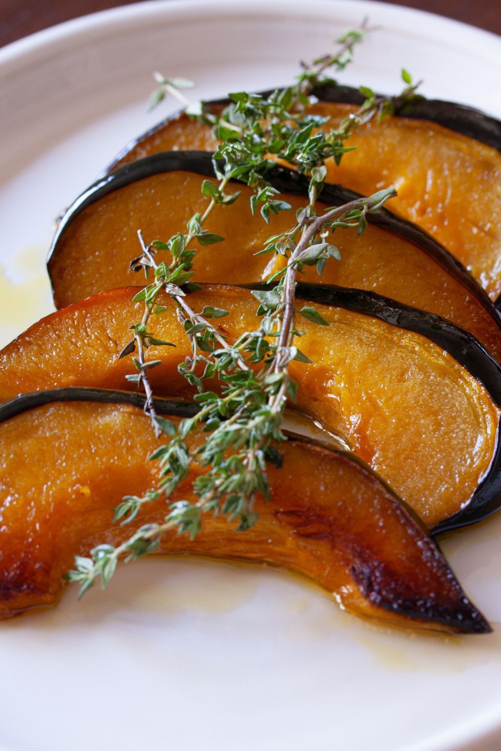 Roasted acorn squash with honey vinaigrette