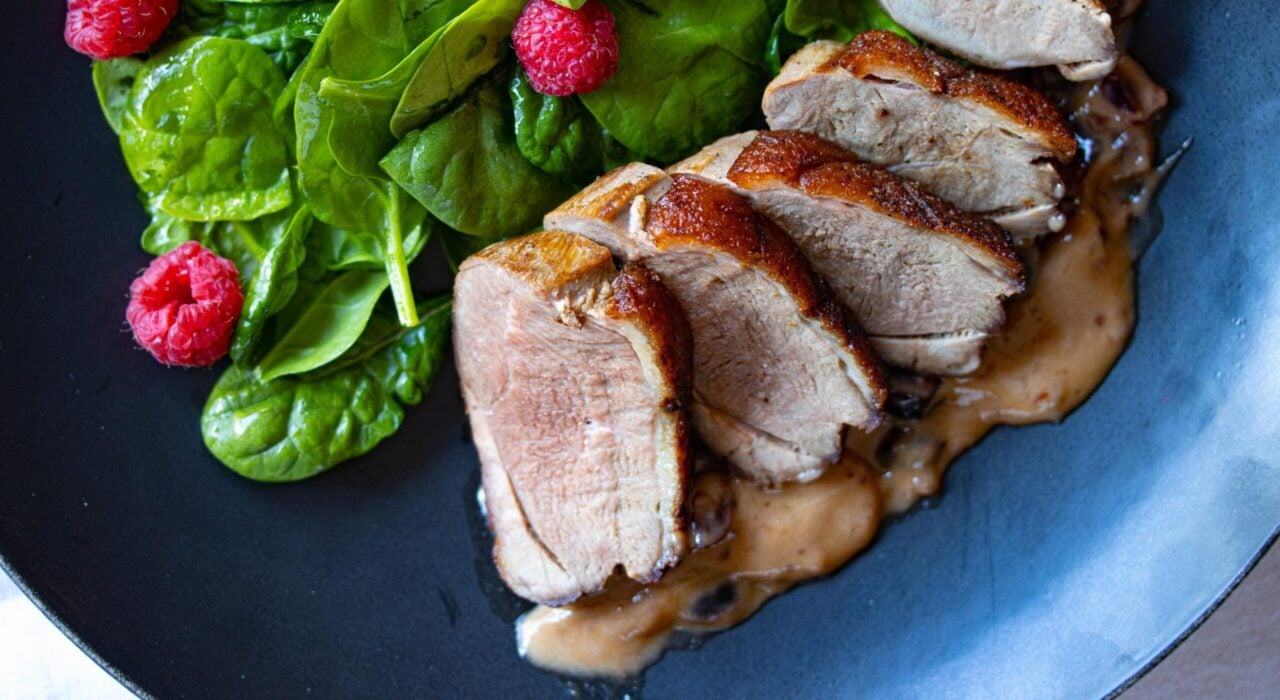 Muscovy Duck Breast with Dried Cranberries, Cream and Raspberry Jam - Giangi's Kitchen Muscovy Duck Breast with Dried Cranberries, Cream and Raspberry Jam - Giangi's Kitchen