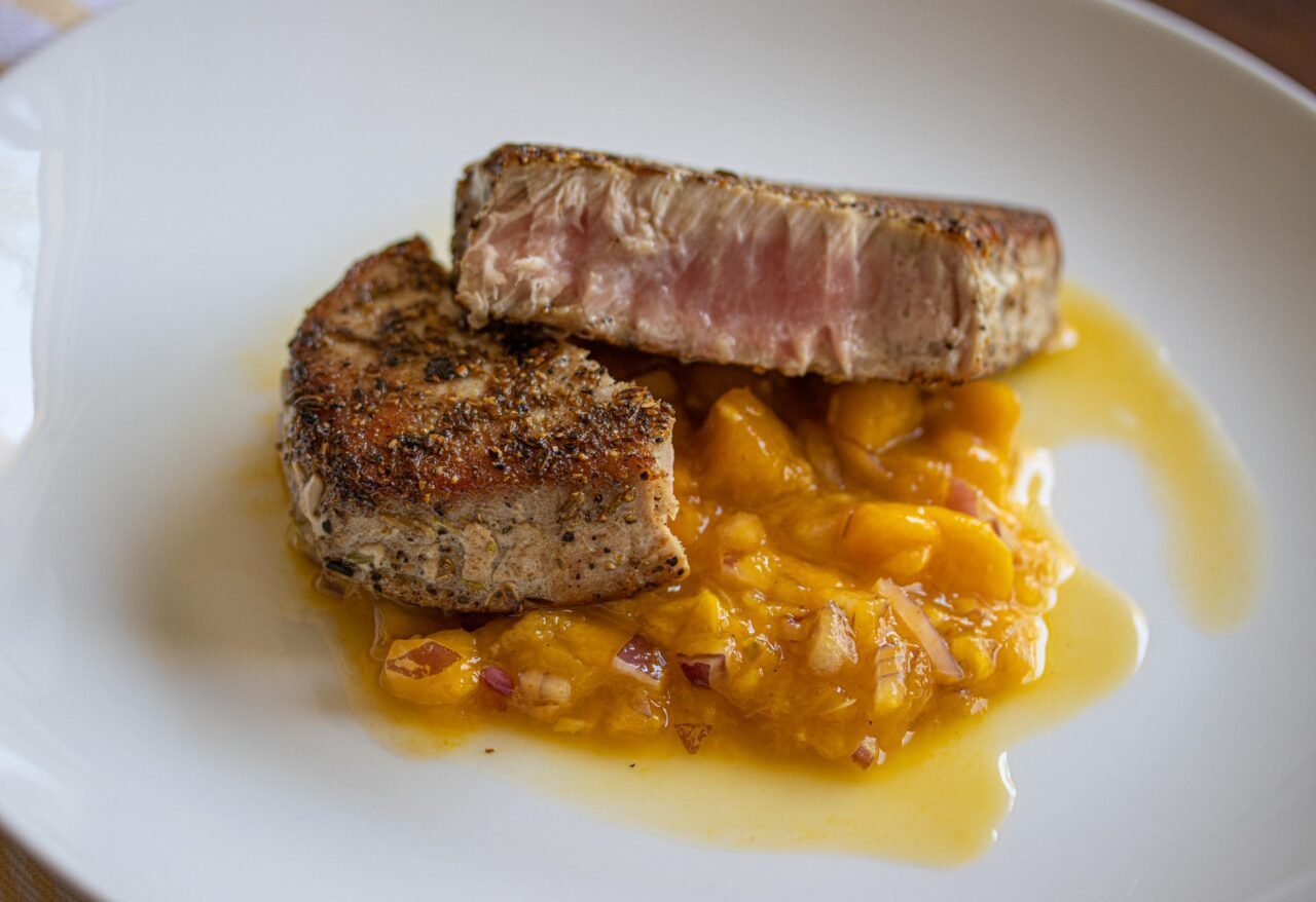 yellowfin tuna with spicy mango salsa