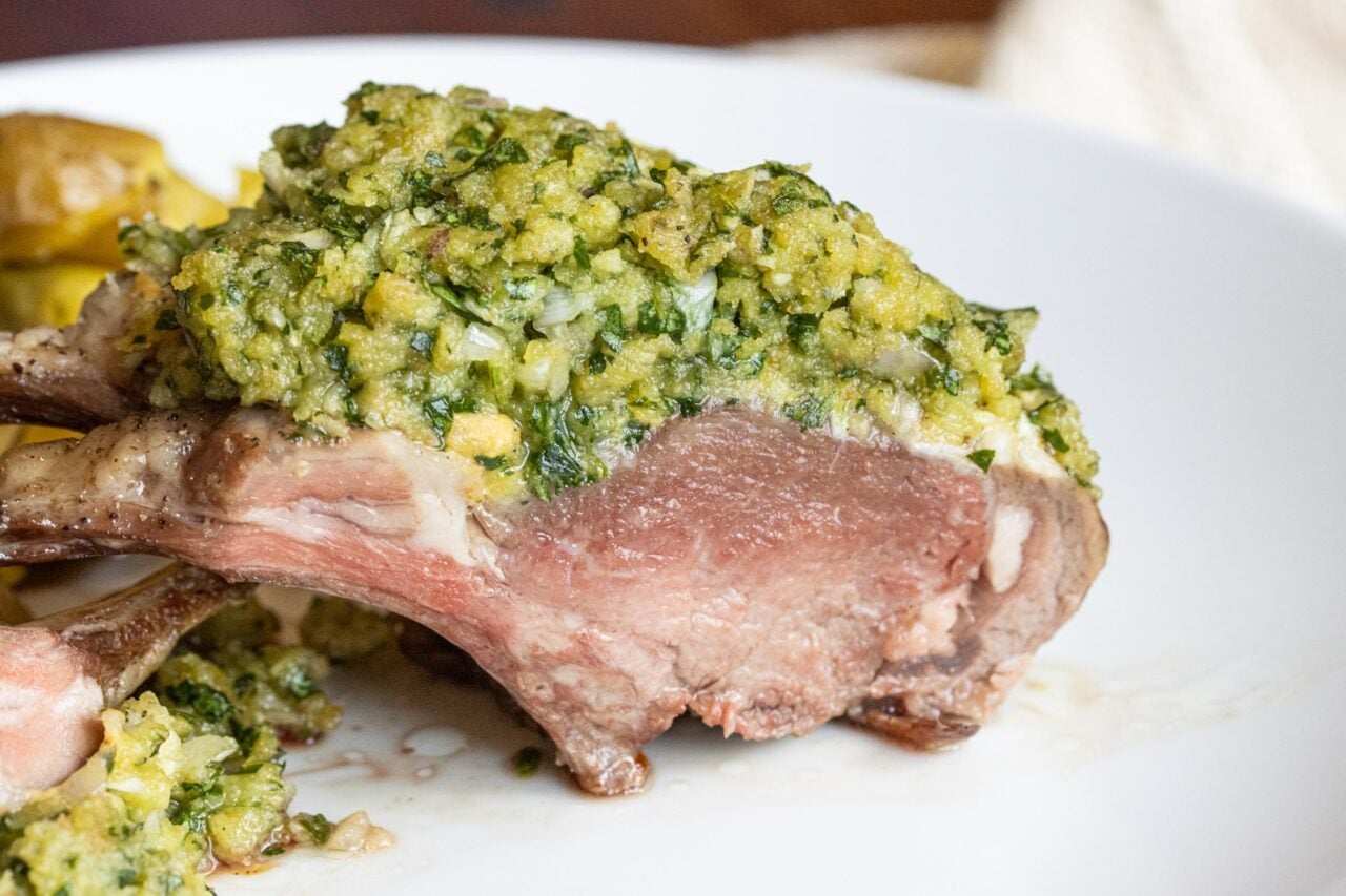 close up for you lamb sliced 