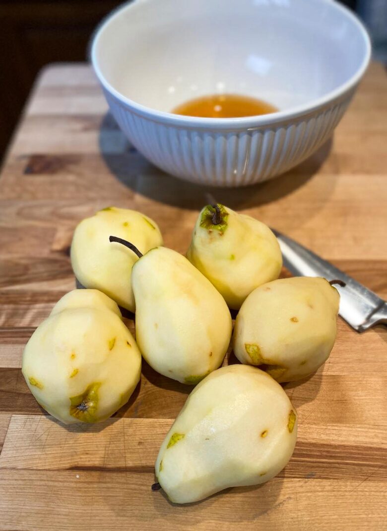 Pears peeled and ready to be sliced. 