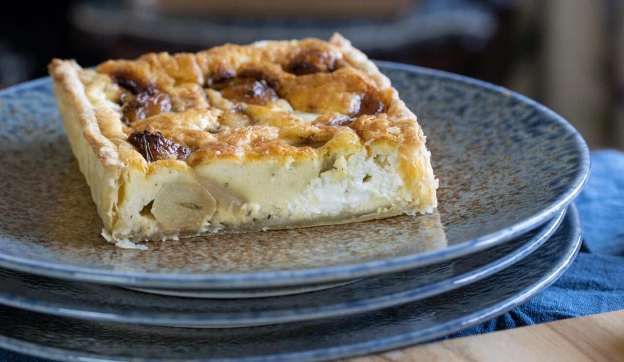 caramelize garlic and goat cheese tart caramelize garlic and goat cheese tart