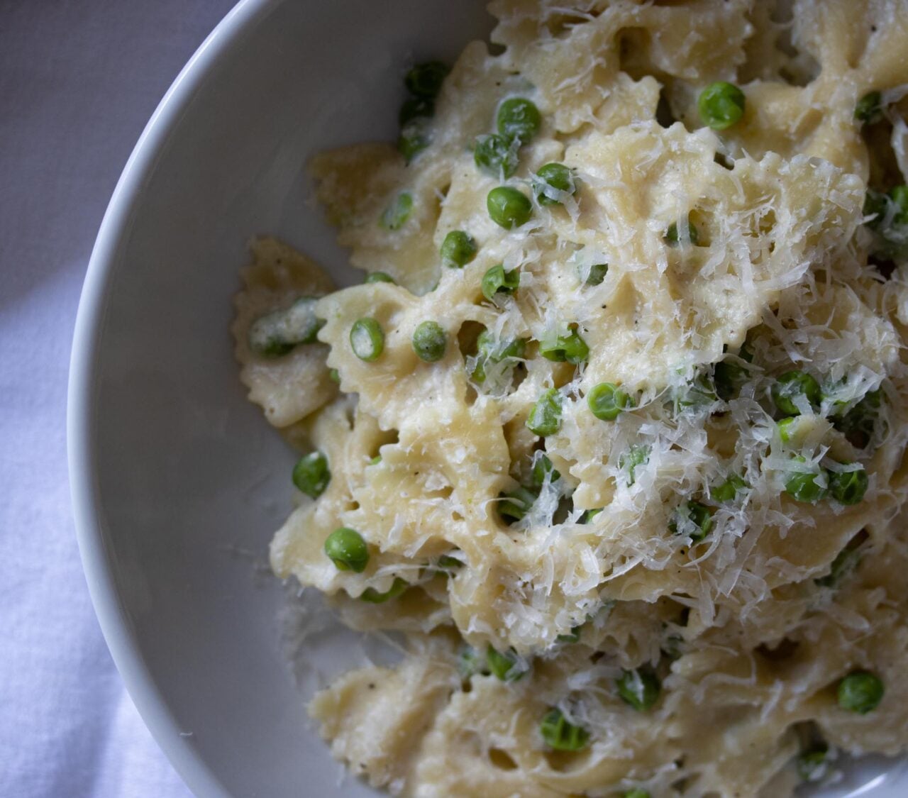 farfalle with ricotta and peas