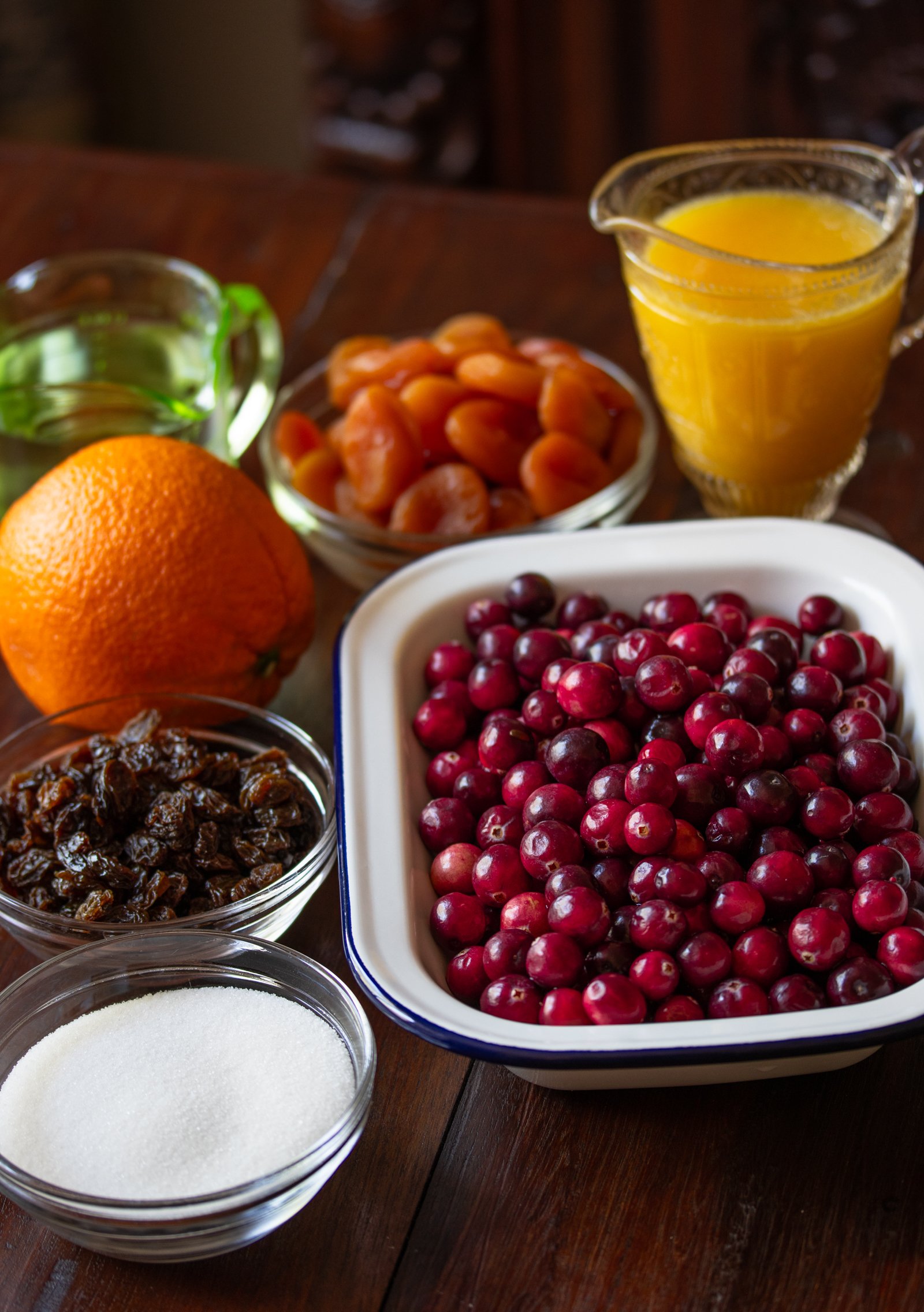 Cranberry Sauce with Apricots, Raisins and Orange