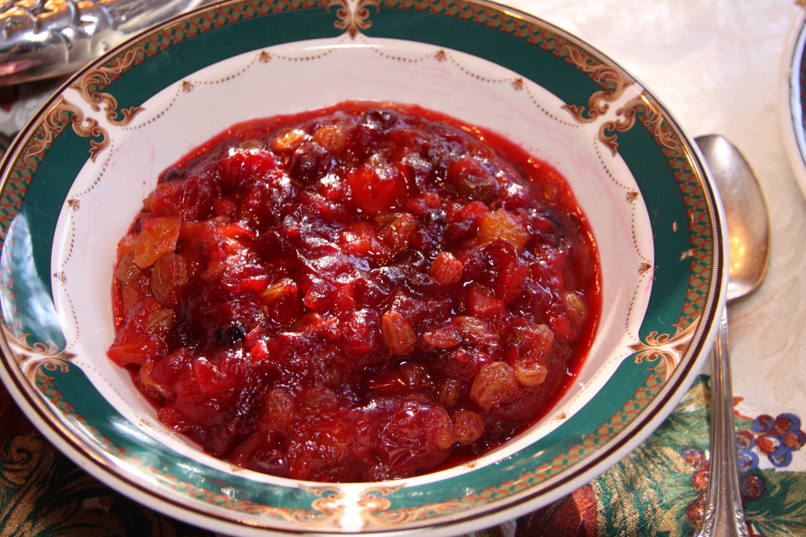 Cranberry Sauce with Apricots, Raisins and Orange