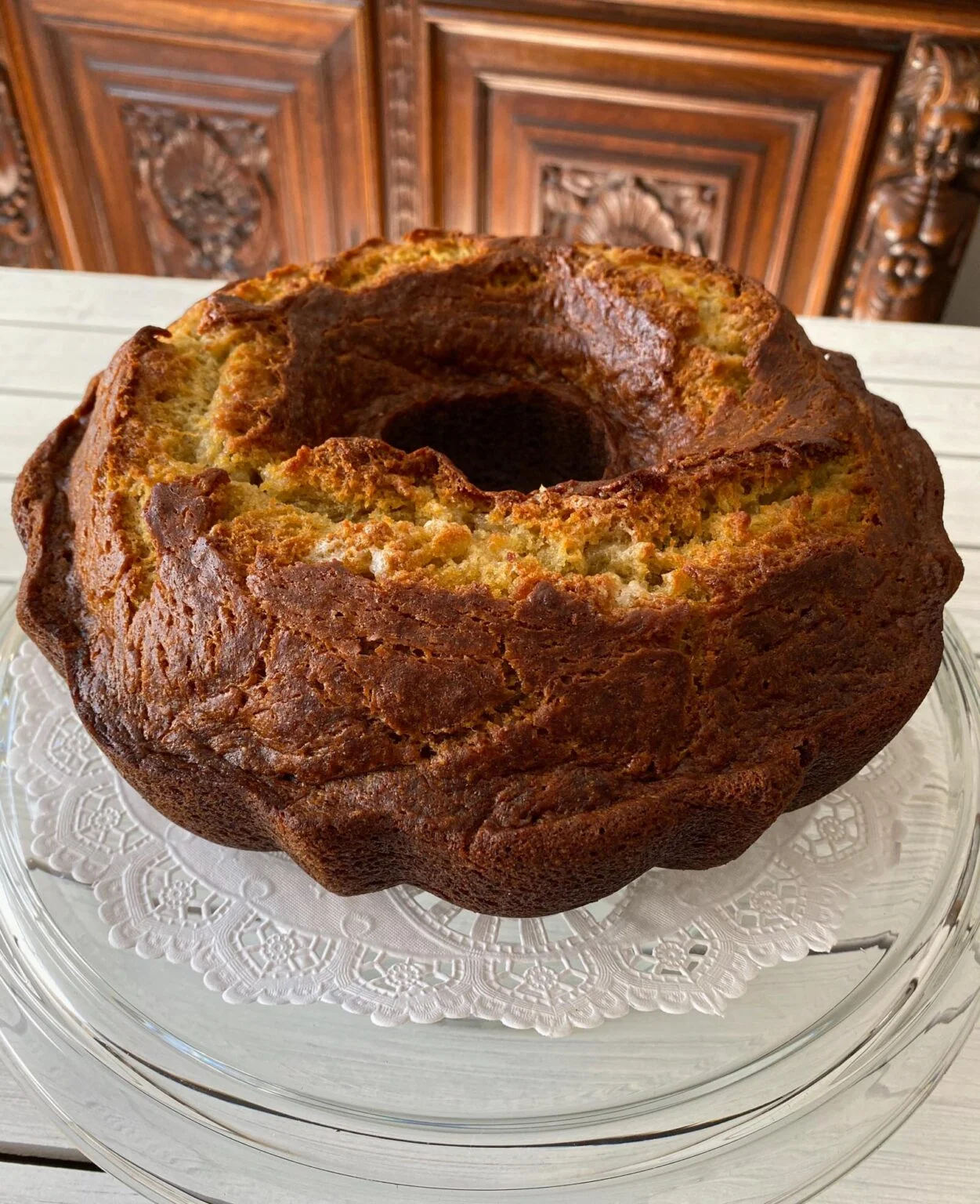 The finished banana cake recipe sitting on a table.