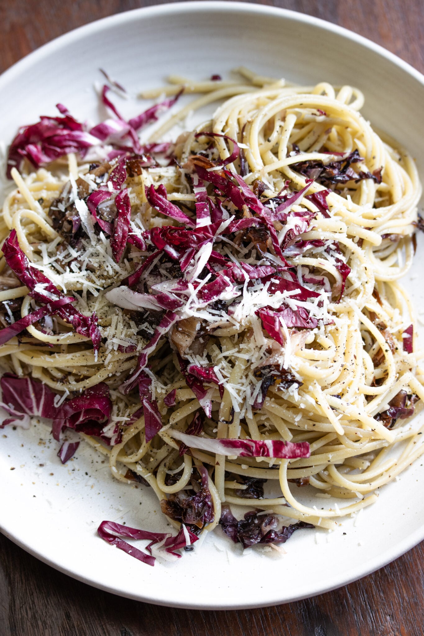Linguine pasta, radicchio nad pecorino romano