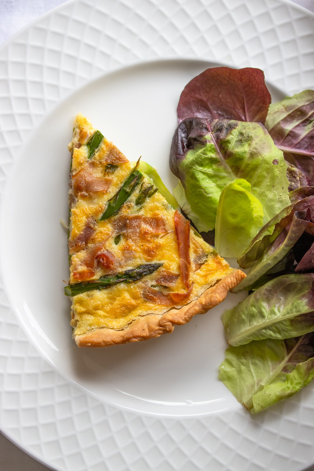 Asparagus ham quiche