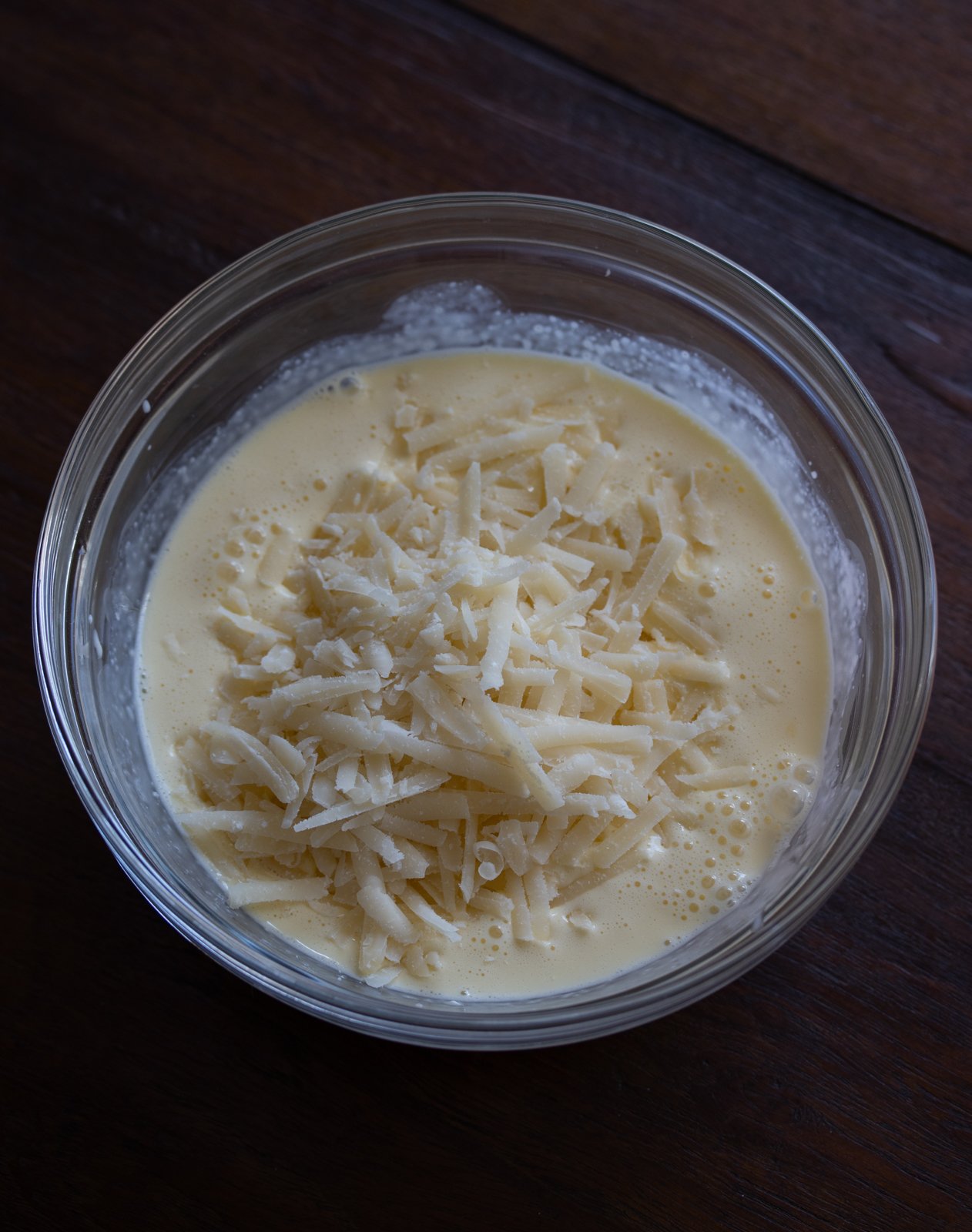 egg, heavy cream and cheese mixture