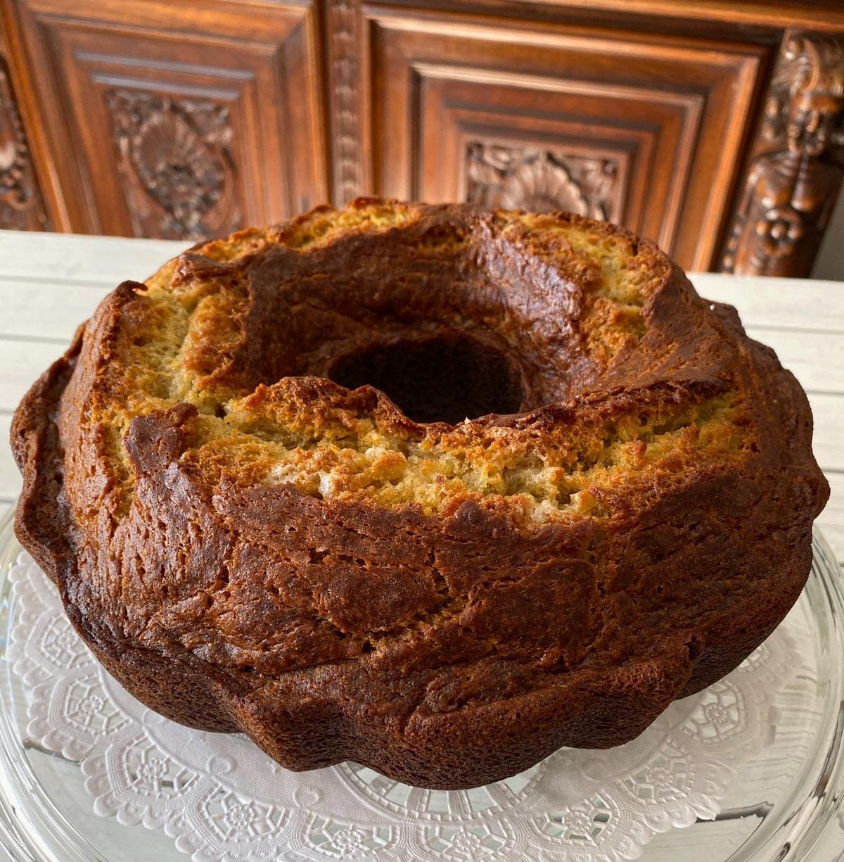 Banana cake served an a cake plate