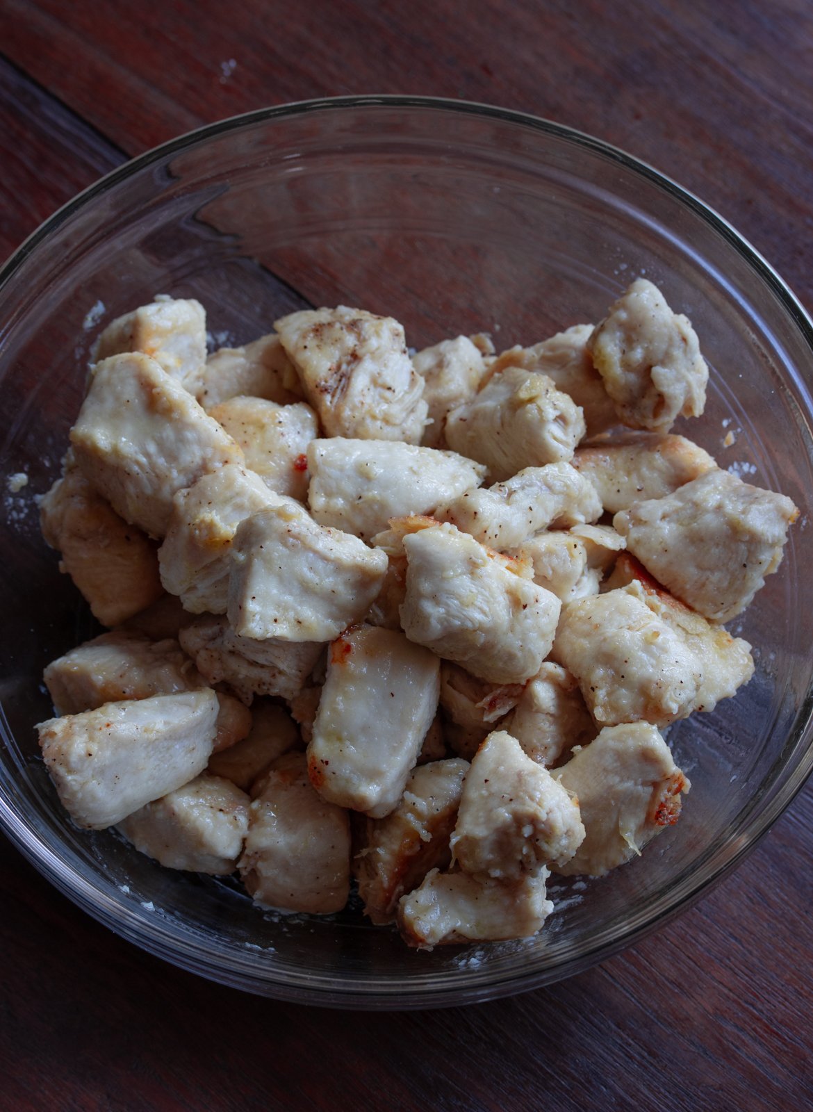 cooked pieces of chicken