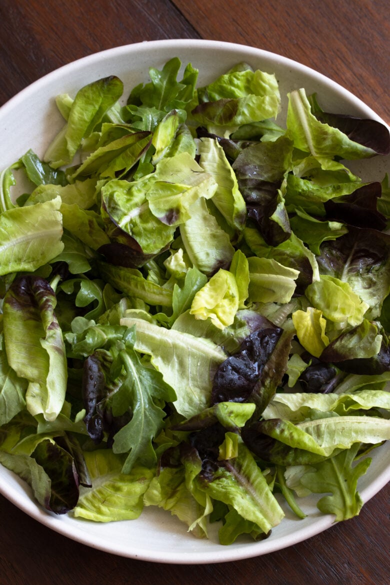 layer of salad.on a serving plate