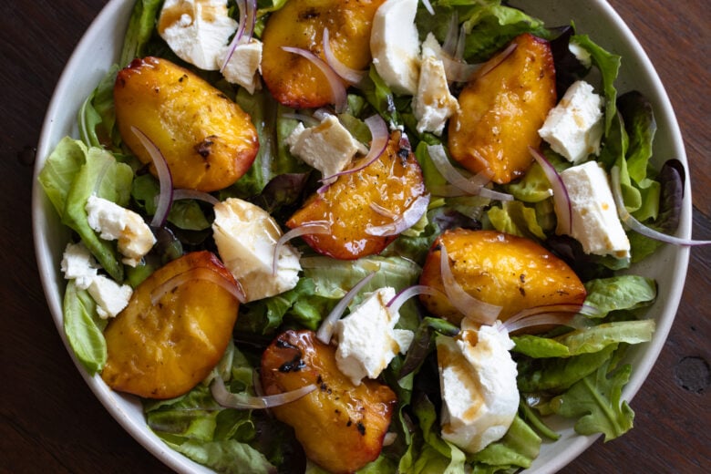 finished plate for grilled peaches