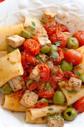 paccheri with fresh tuna