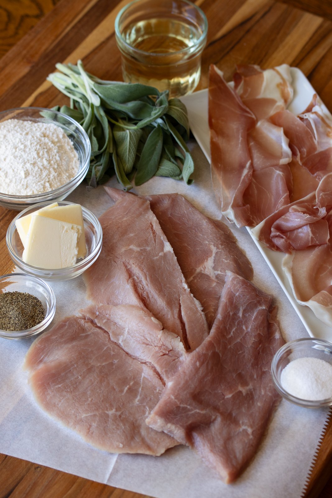 Ingredients required to make the recipe prepared on a table.