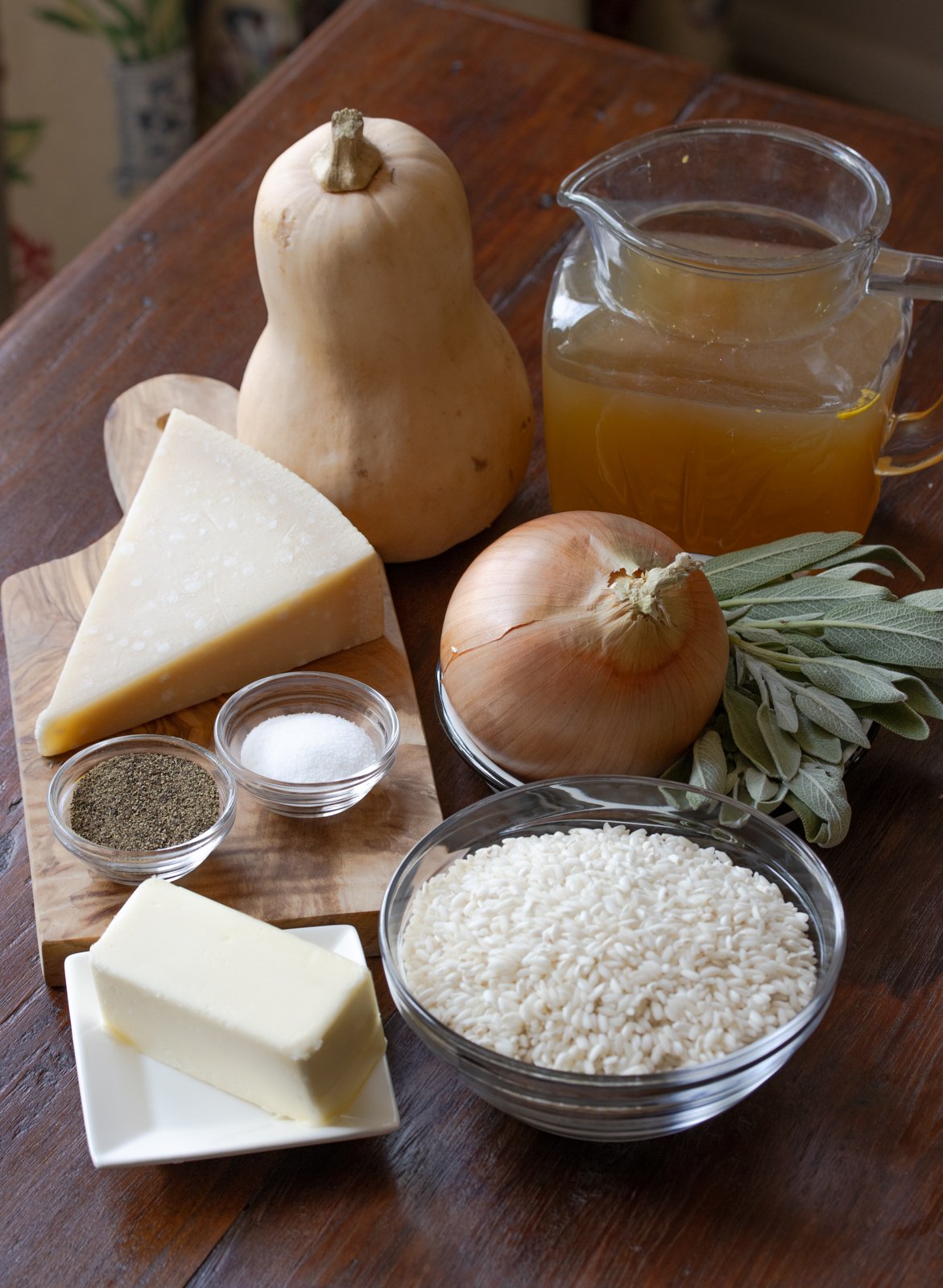 Ingredients needed to make this butternut squash risotto recipe.