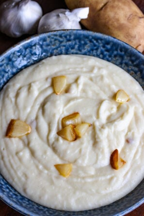 Roasted garlic mashed potatoes