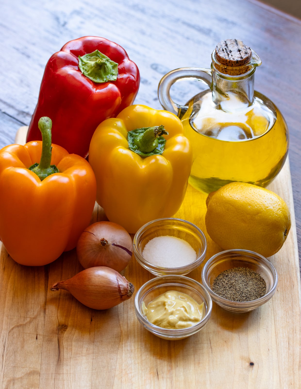 Ingredients needed to create this bell epper recipe.