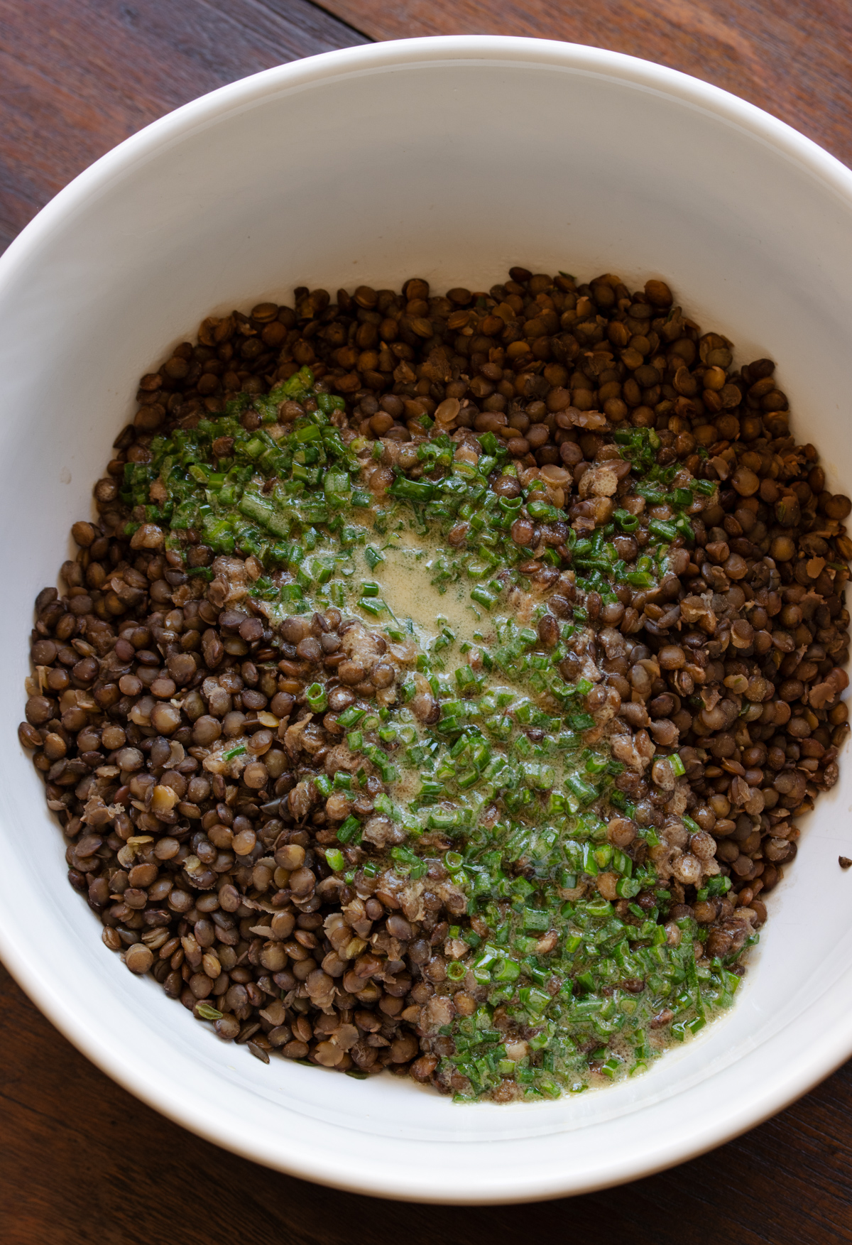 Vinaigrette added to the lentils salad recipe